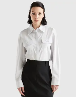 shirt with pockets and slits