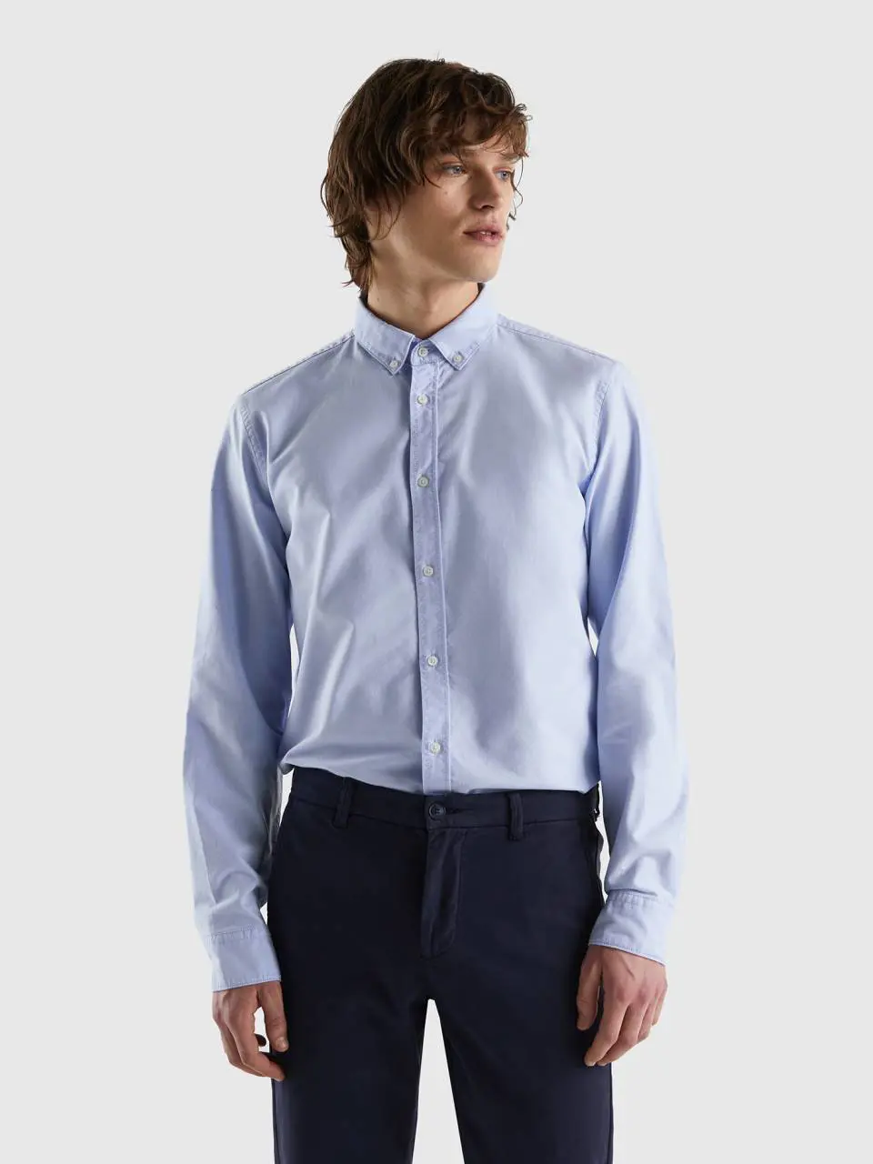 Benetton slim fit shirt in 100% cotton. 1