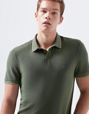 Renkli Şerit Detaylı Yeşil Polo Tişört