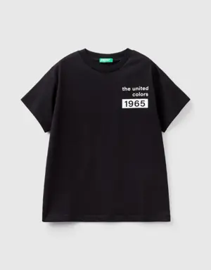 100% cotton t-shirt with logo