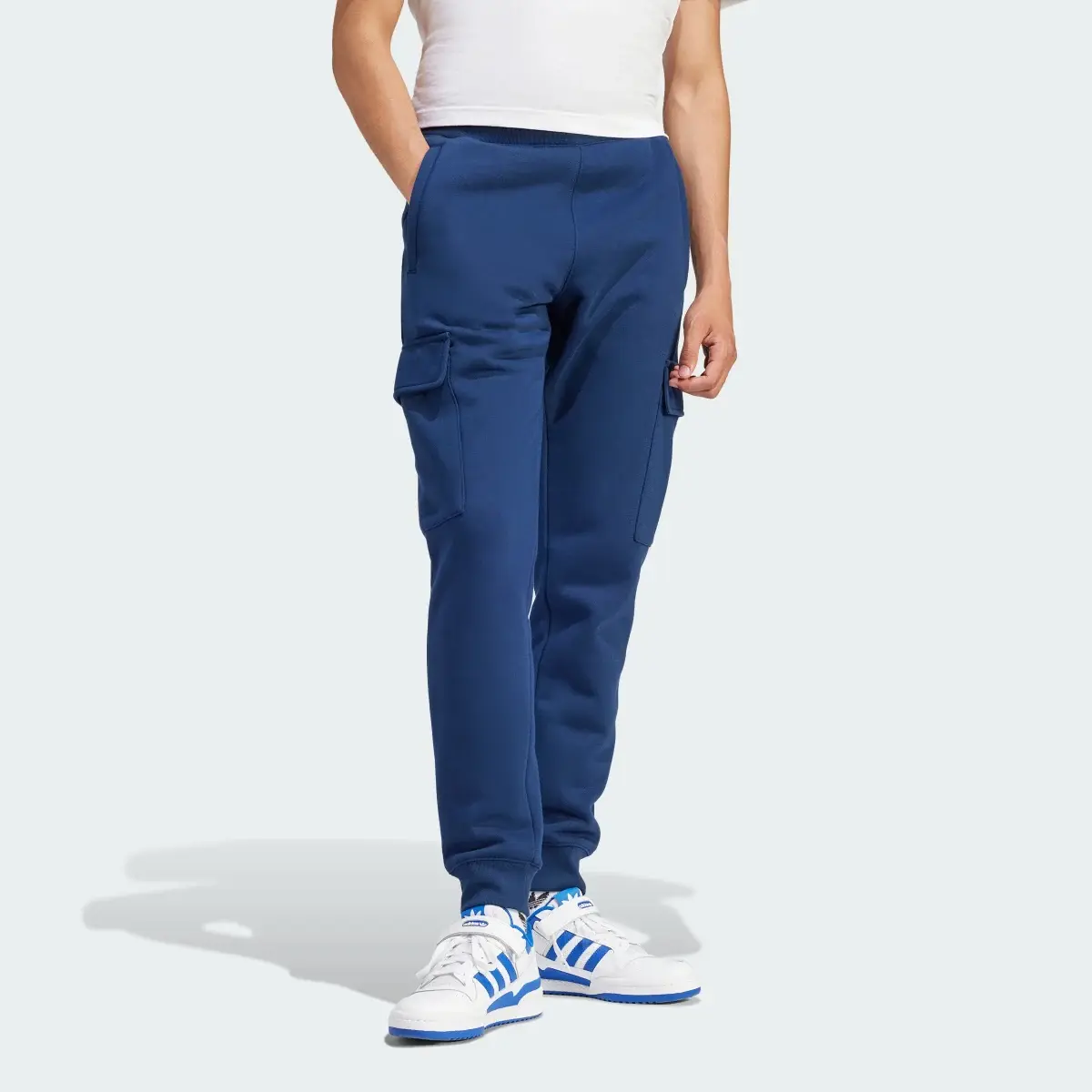 Adidas Trefoil Essentials Cargo Pants. 1