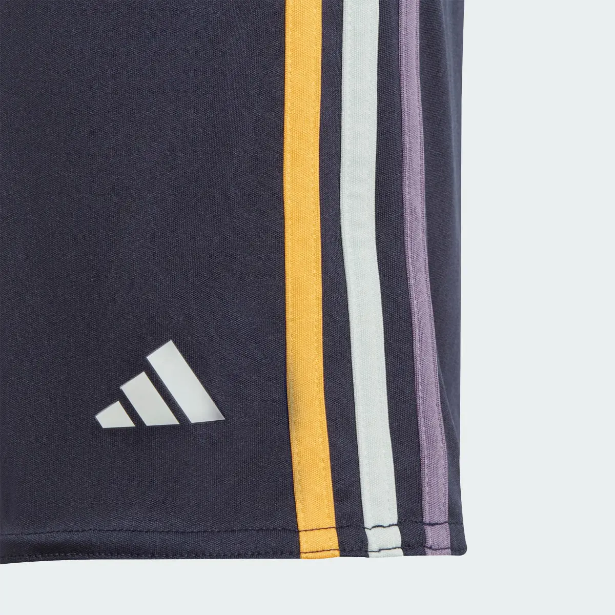 Adidas Real Madrid 23/24 Away Mini Kit. 2 Adidas Real Madrid 23/24 Away Mini Kit. 2