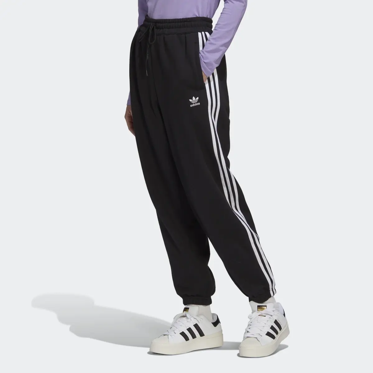 Adidas Adicolor Classics Relaxed Joggers. 1