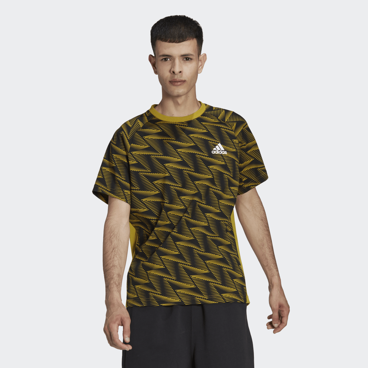 Adidas T-shirt de Viagem Designed for Gameday. 2