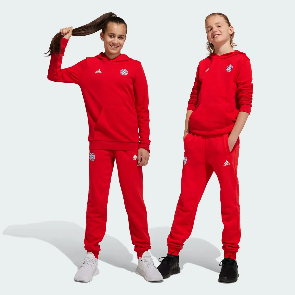 Adidas FC Bayern Pants Kids. 1