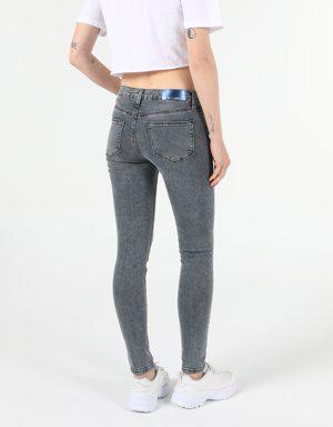 759 Lara Orta Bel Dar Paça Super Slim Fit Kadın Jean Pantolon