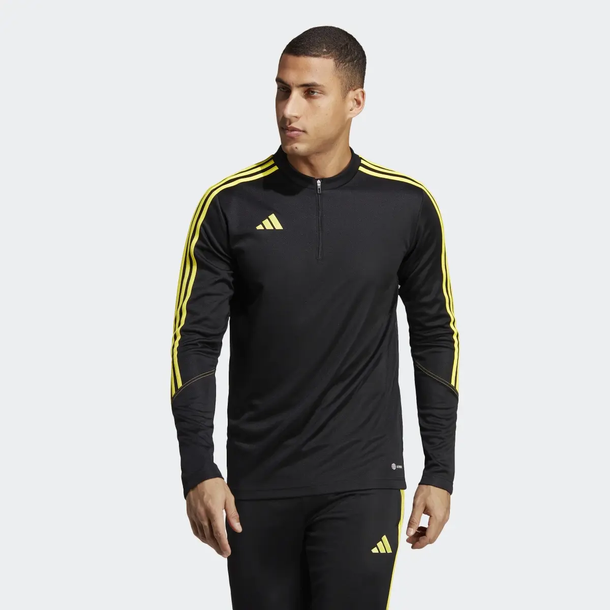 Adidas Tiro 23 Club Training Top. 2