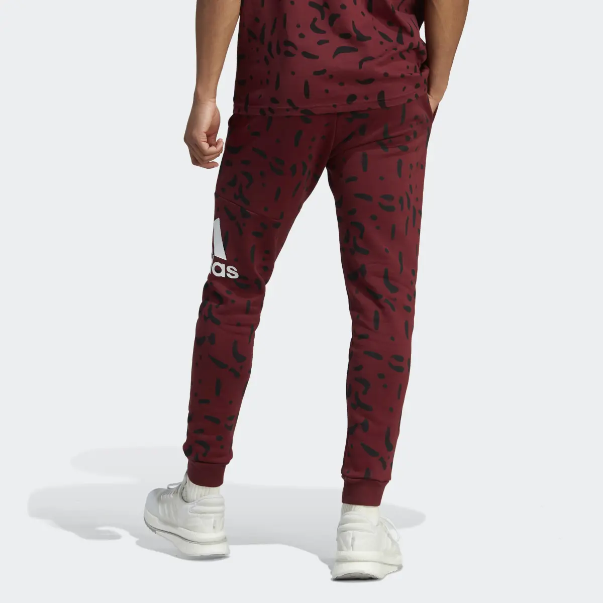 Adidas Pants Essentials Logo Estampado Puño Ajustado. 2