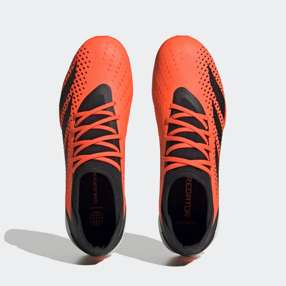Adidas Botas de Futebol Predator Accuracy.3 – Piso sintético. 3