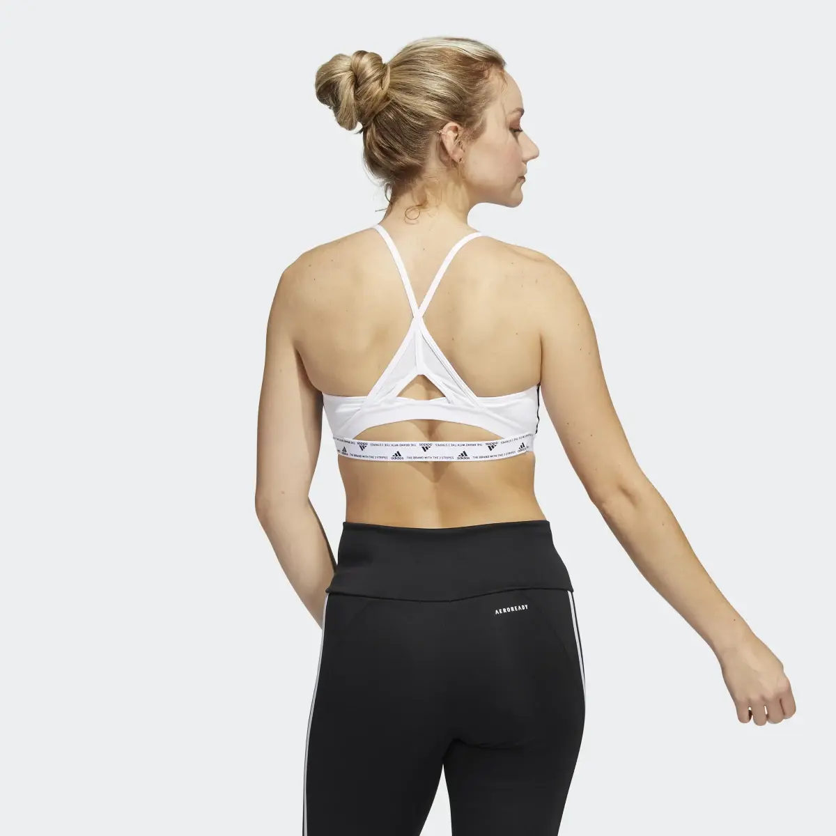 Adidas Aeroreact Training Light-Support 3-Stripes Bra. 3