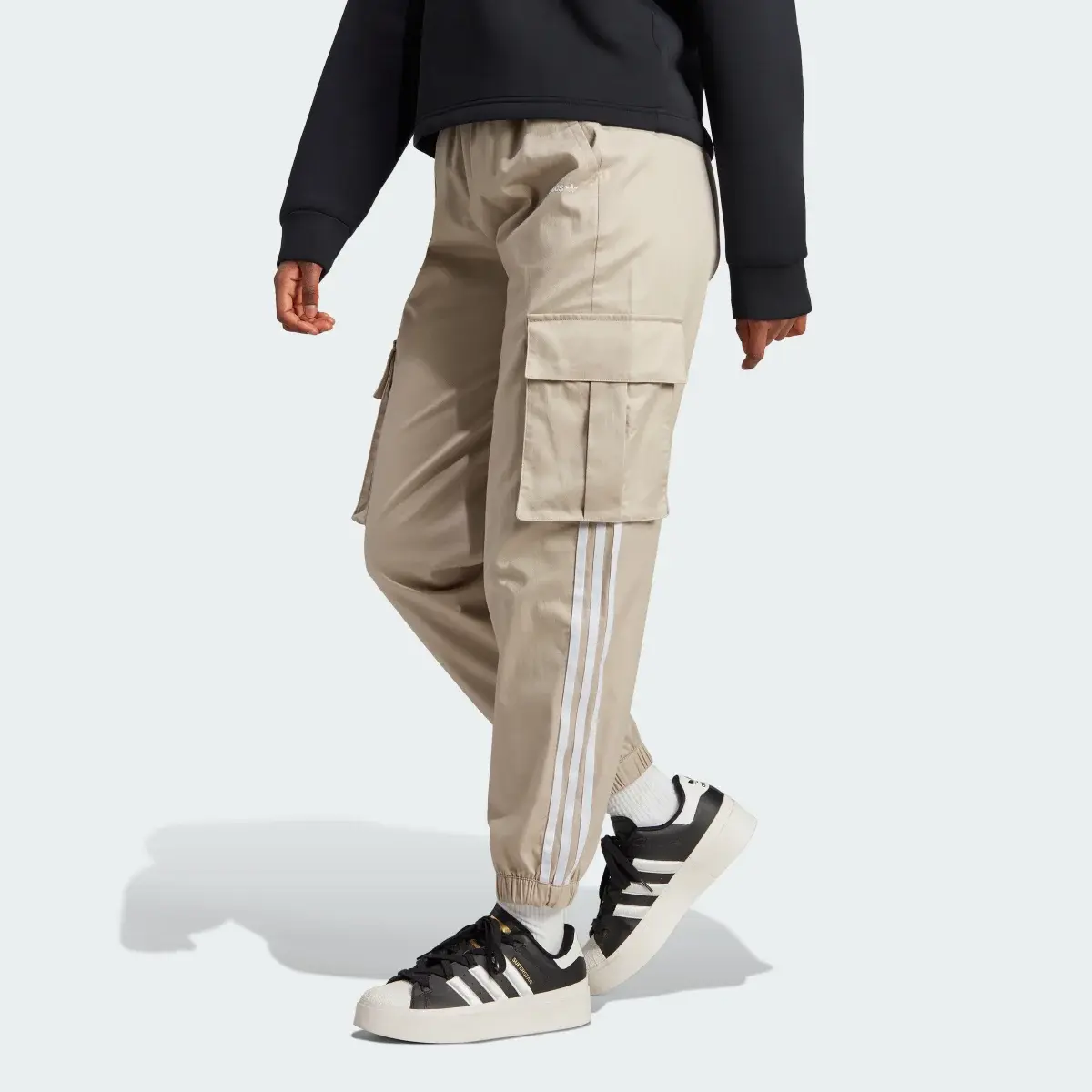 Adidas Pantalon cargo. 1