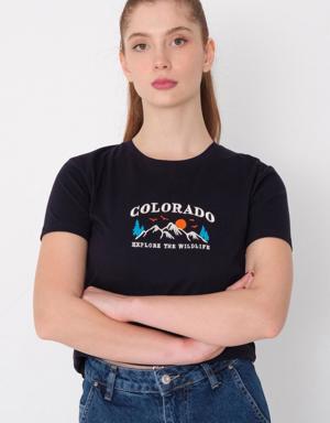 Colorado Baskılı Bisiklet Yaka T-shirt
