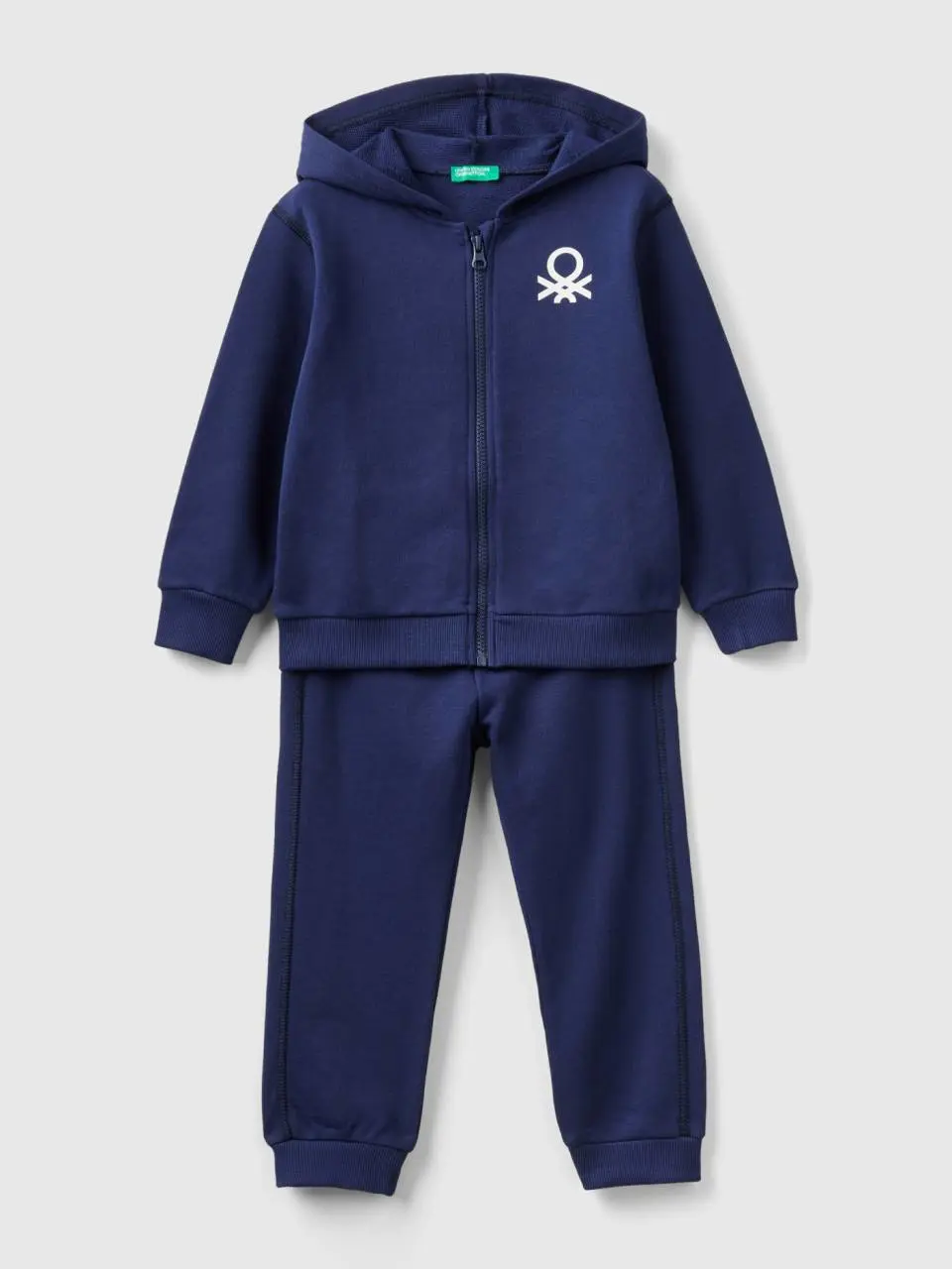 Benetton sweat tracksuit in 100% cotton. 1