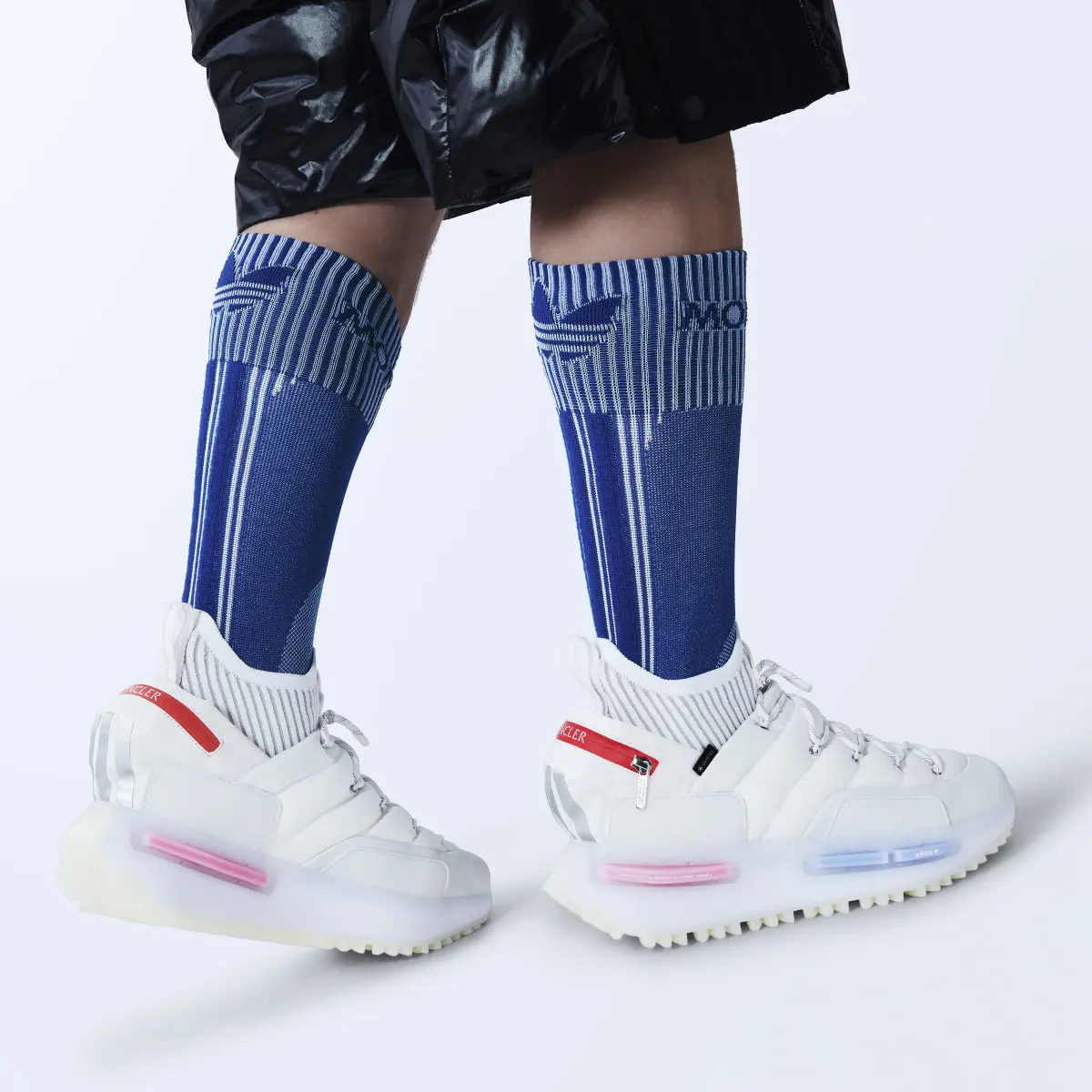 Adidas Calcetines a Media Pantorrilla Moncler x adidas Originals. 3