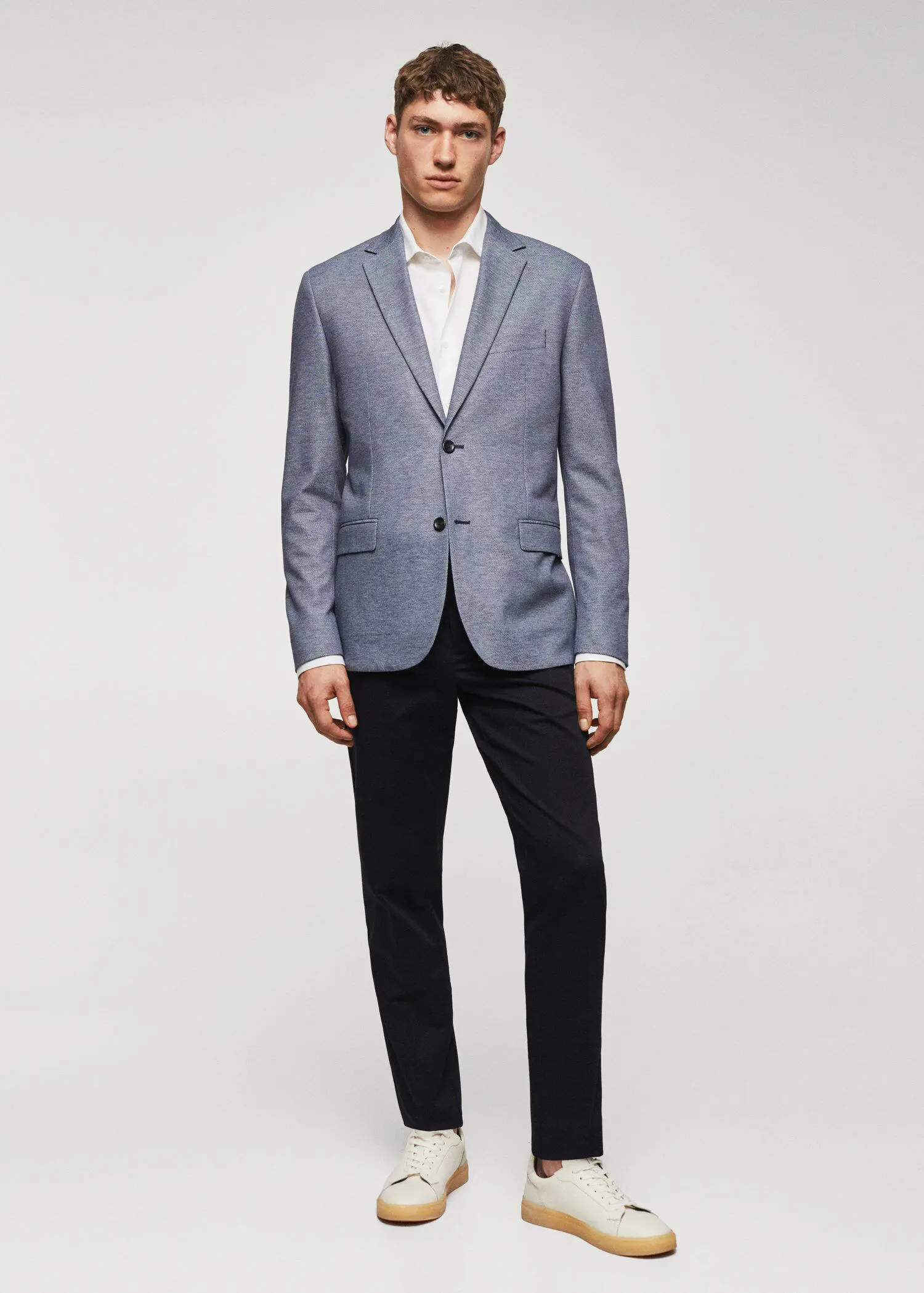 Mango Slim Fit Blazer mit Mikrostruktur. 2