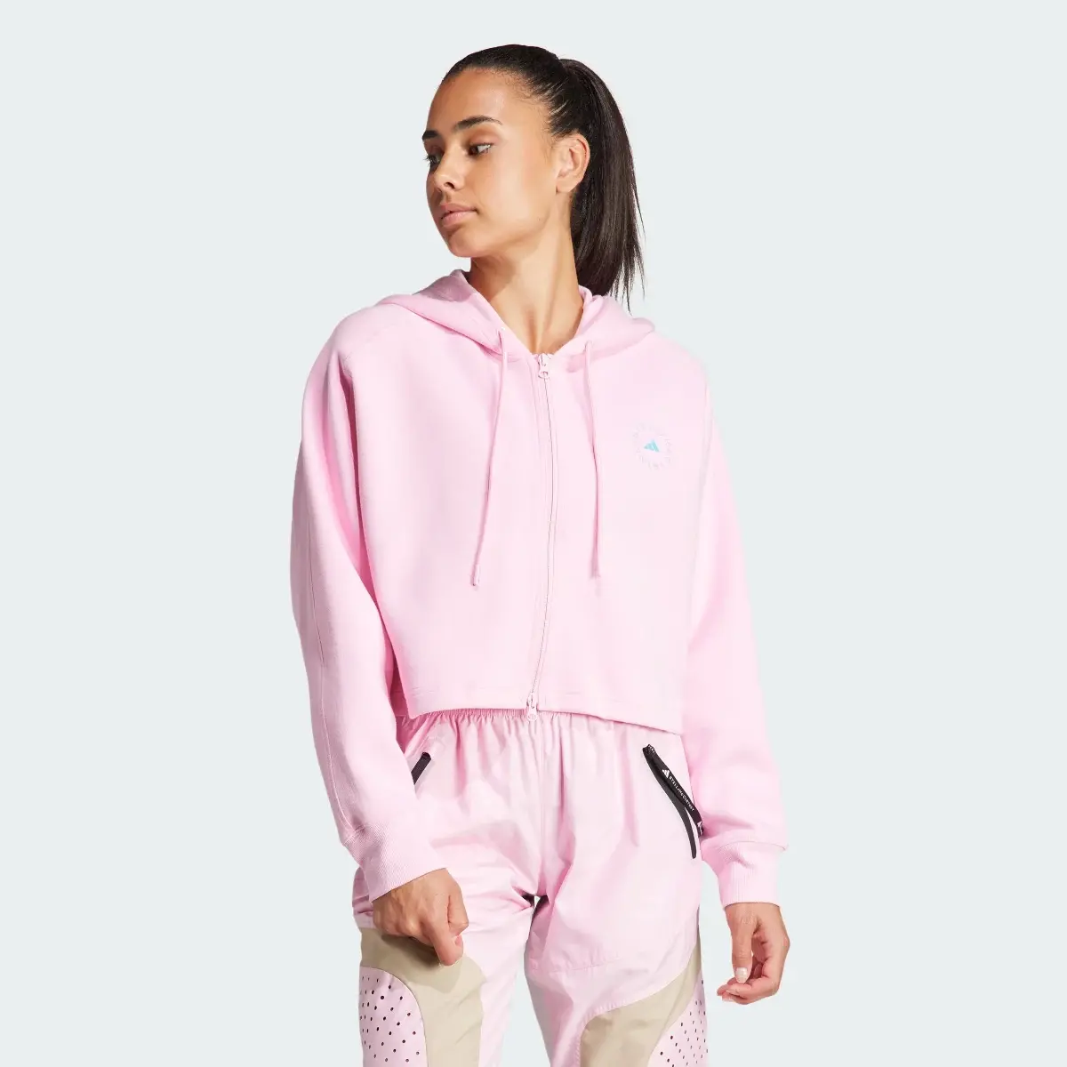 Adidas Chaqueta con capucha adidas by Stella McCartney Cropped. 2