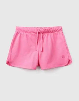runner style shorts in organic cotton
