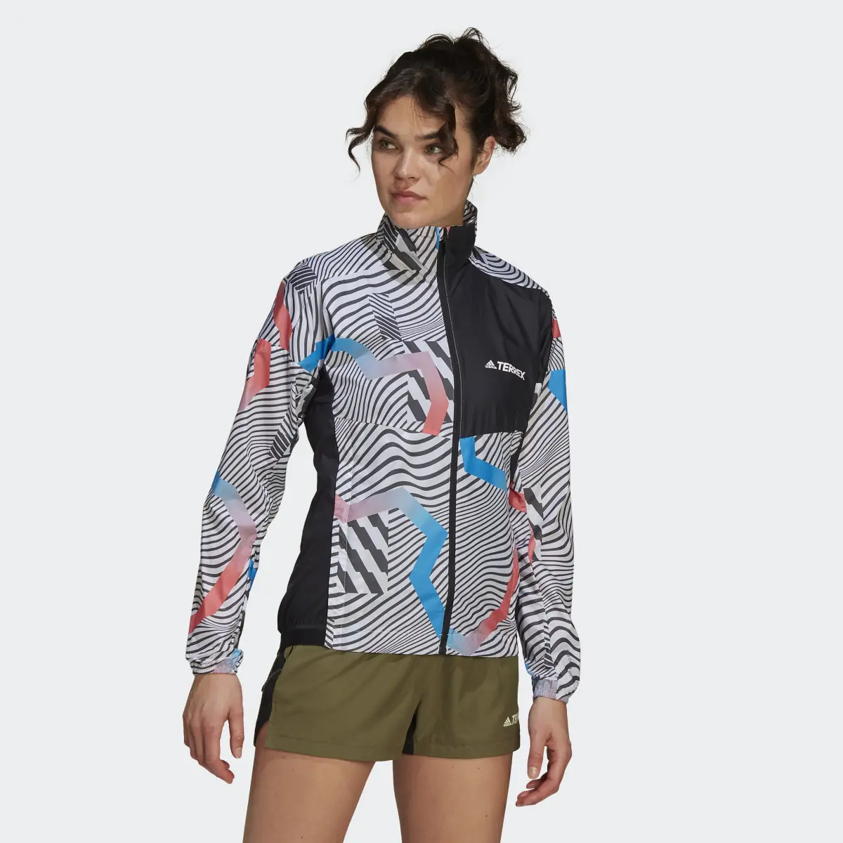 Adidas Terrex Trail Running Printed Wind Jacket. 2