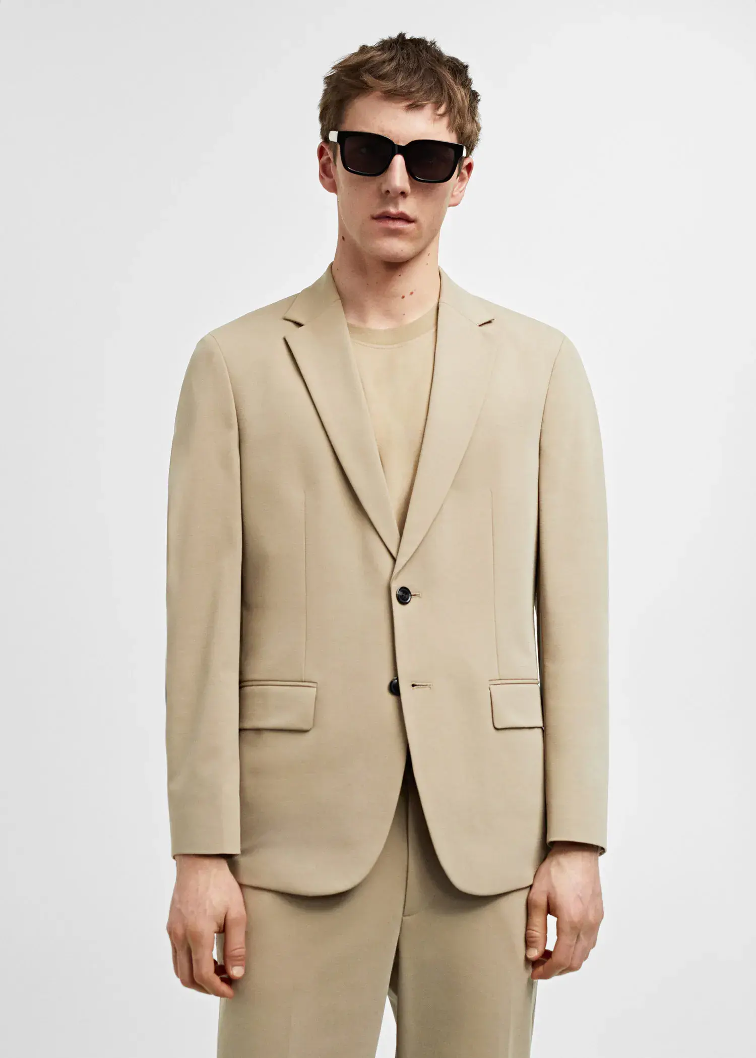 Mango Slim-fit suit jacket. 2