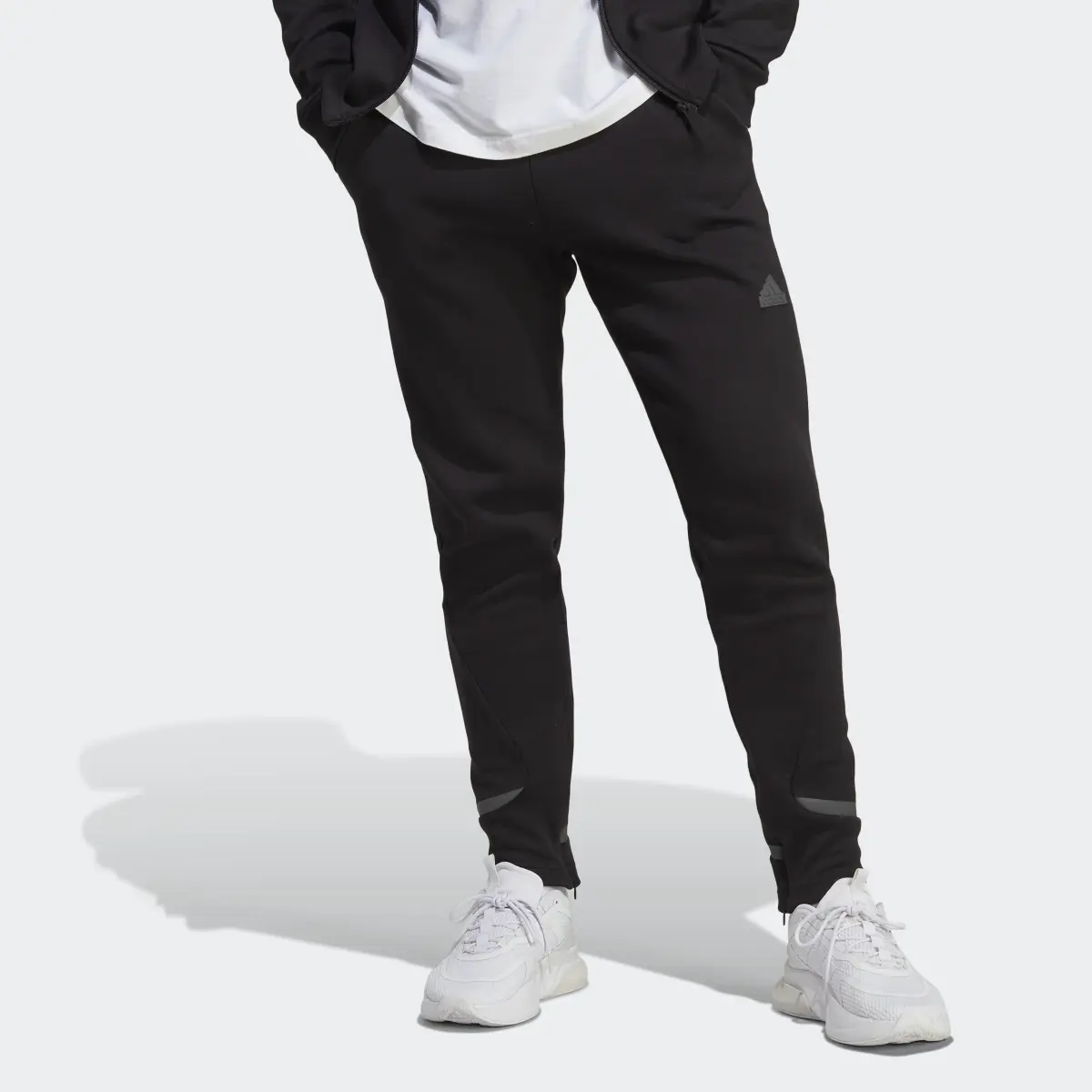 Adidas Pantaloni Designed for Gameday. 1