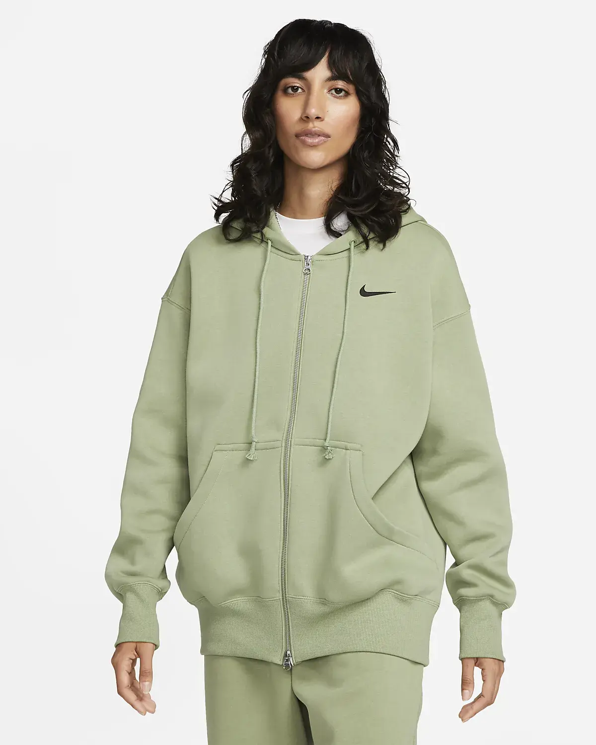 Nike Sportswear Phoenix Fleece. 1