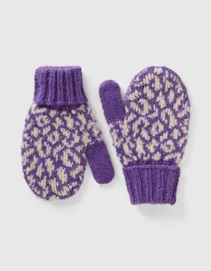 animal print mittens in wool blend