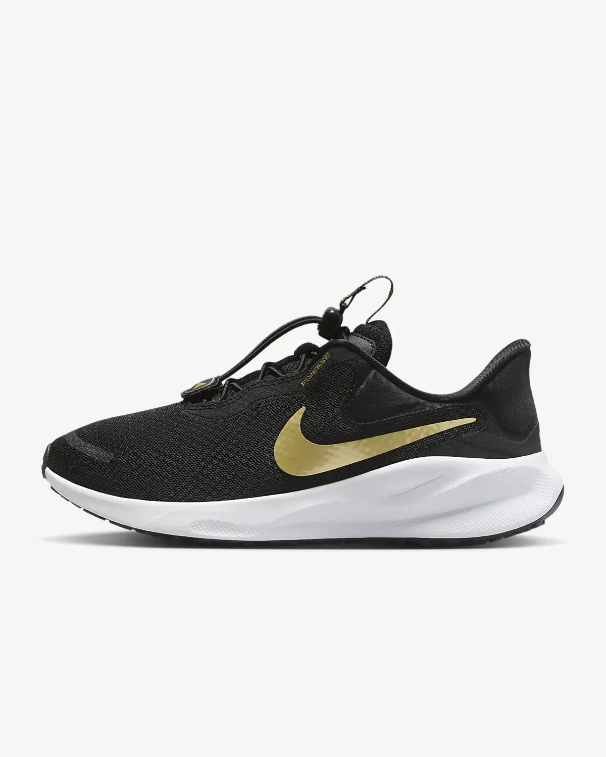 Nike Revolution 7 EasyOn. 1