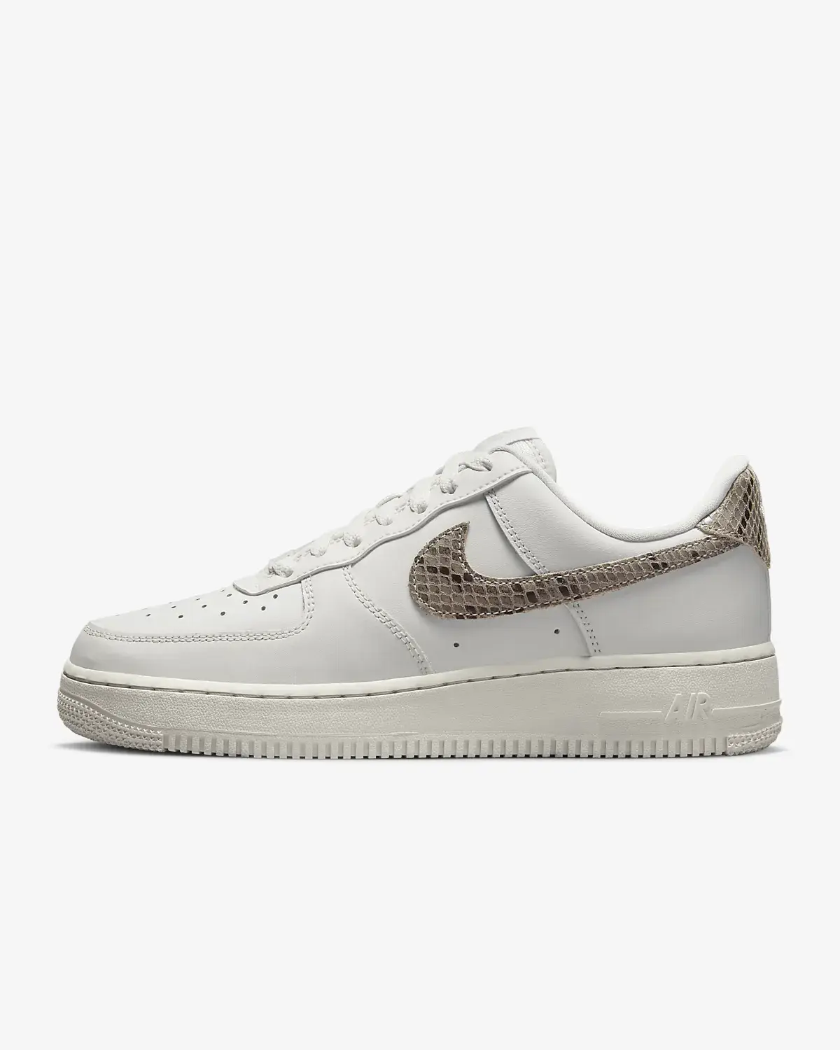 Nike Air Force 1 '07. 1