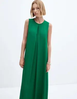Long dress with pleat detail