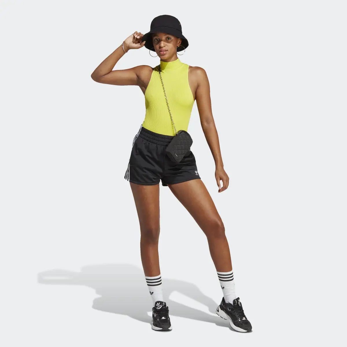 Adidas Adicolor 3-Stripes Shorts. 3