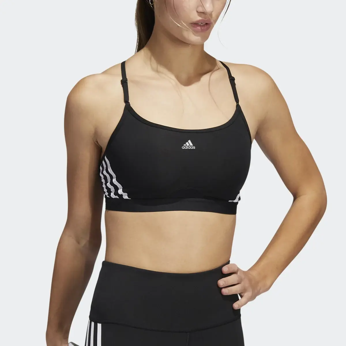 Adidas Reggiseno sportivo adidas Aeroreact Training Light-Support 3-Stripes. 1