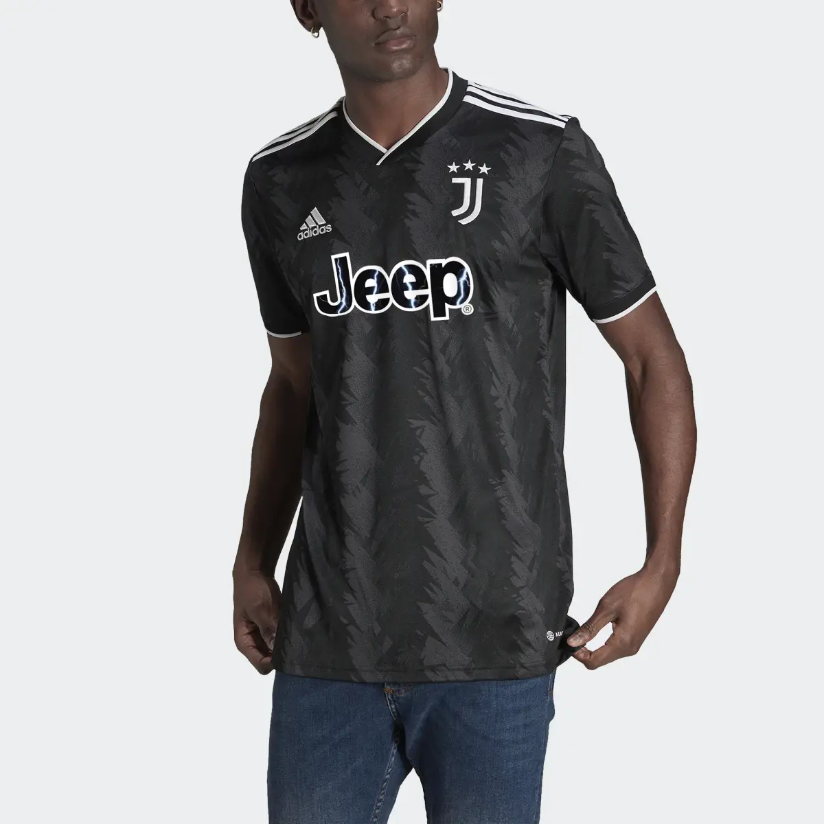 Adidas Camisola Alternativa 22/23 da Juventus. 1