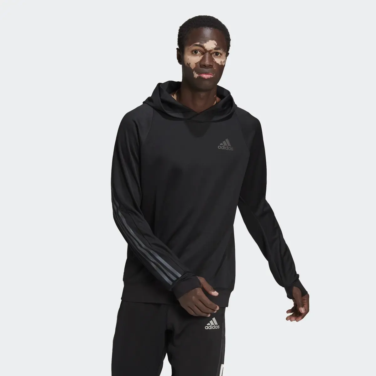 Adidas Run Icon Hoodie. 2