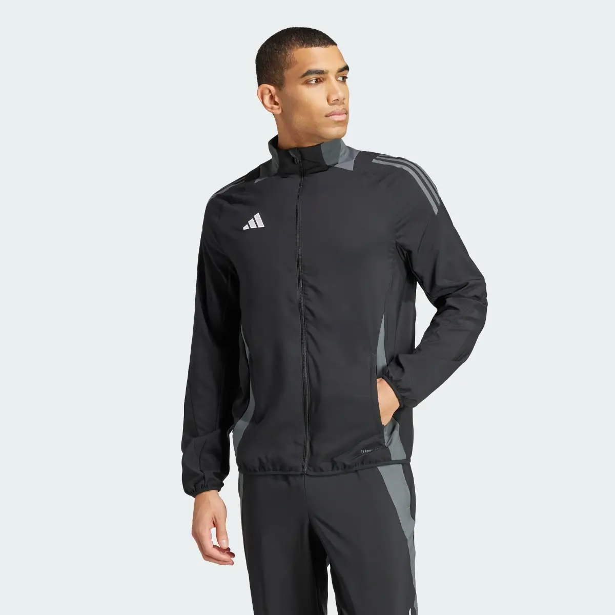 Adidas Tiro 24 Competition Präsentationsjacke. 2