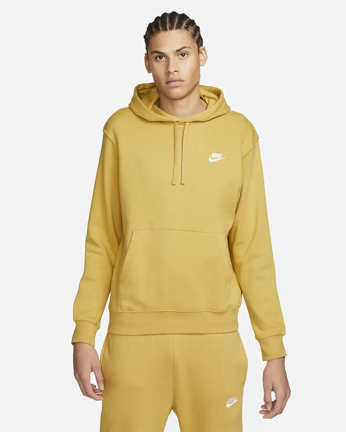 Nike Sportswear Club Fleece. 1