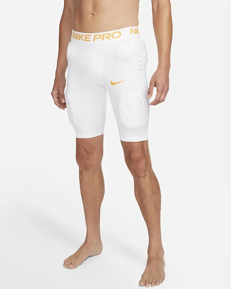 Nike Pro HyperStrong. 1