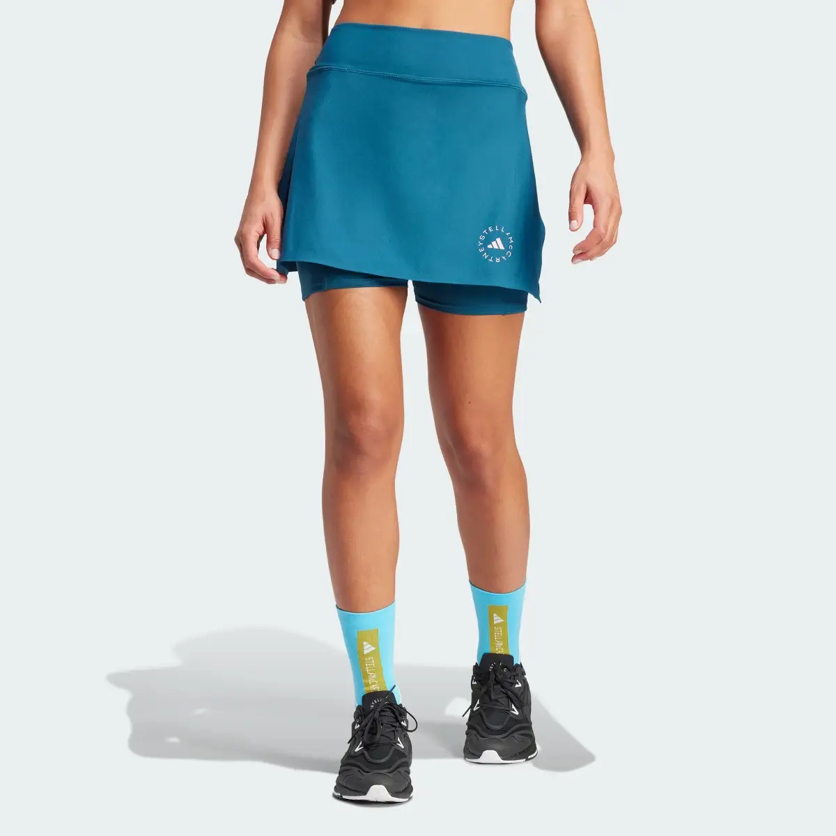 Adidas Jupe-short adidas by Stella McCartney. 1