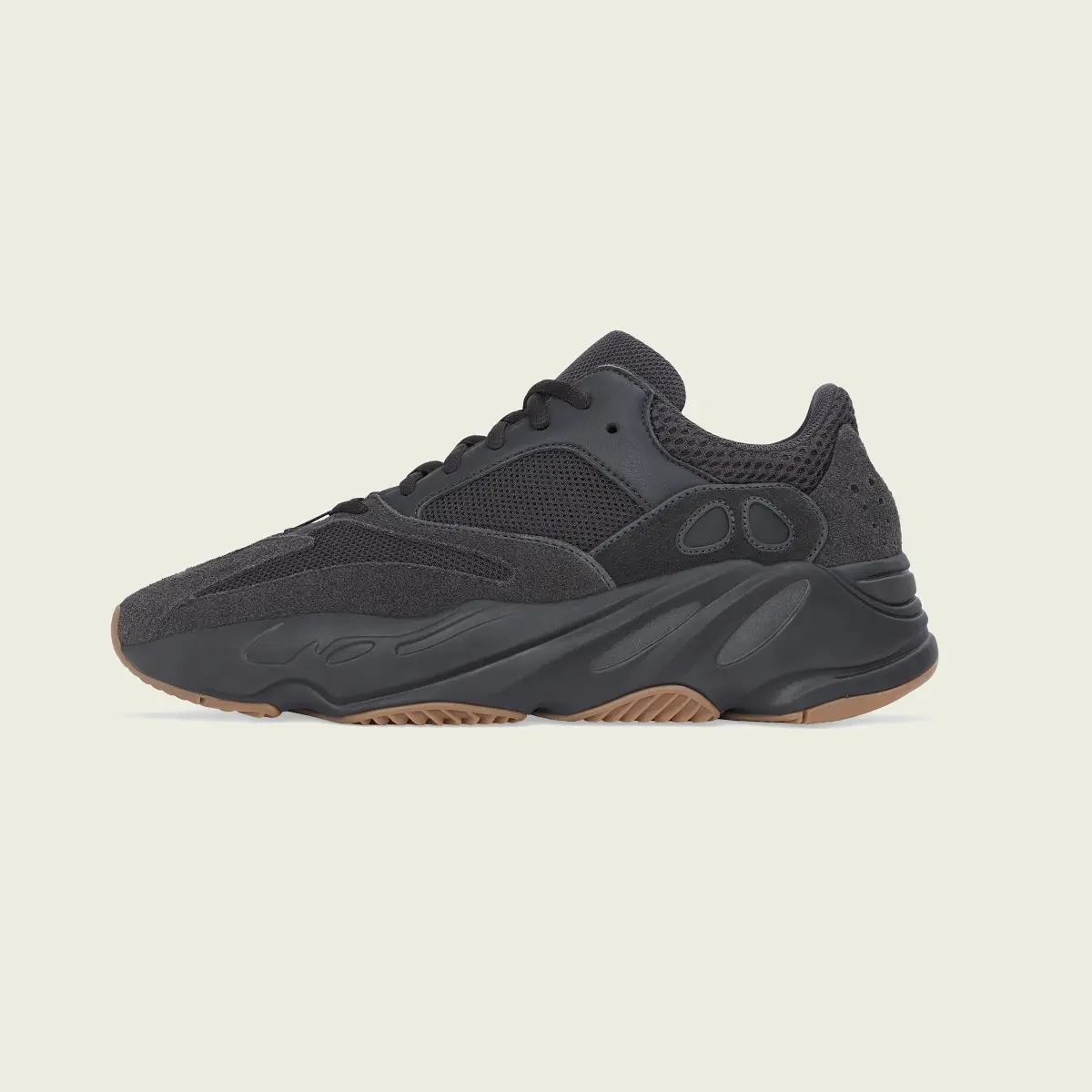 Adidas YEEZY BOOST 700. 2