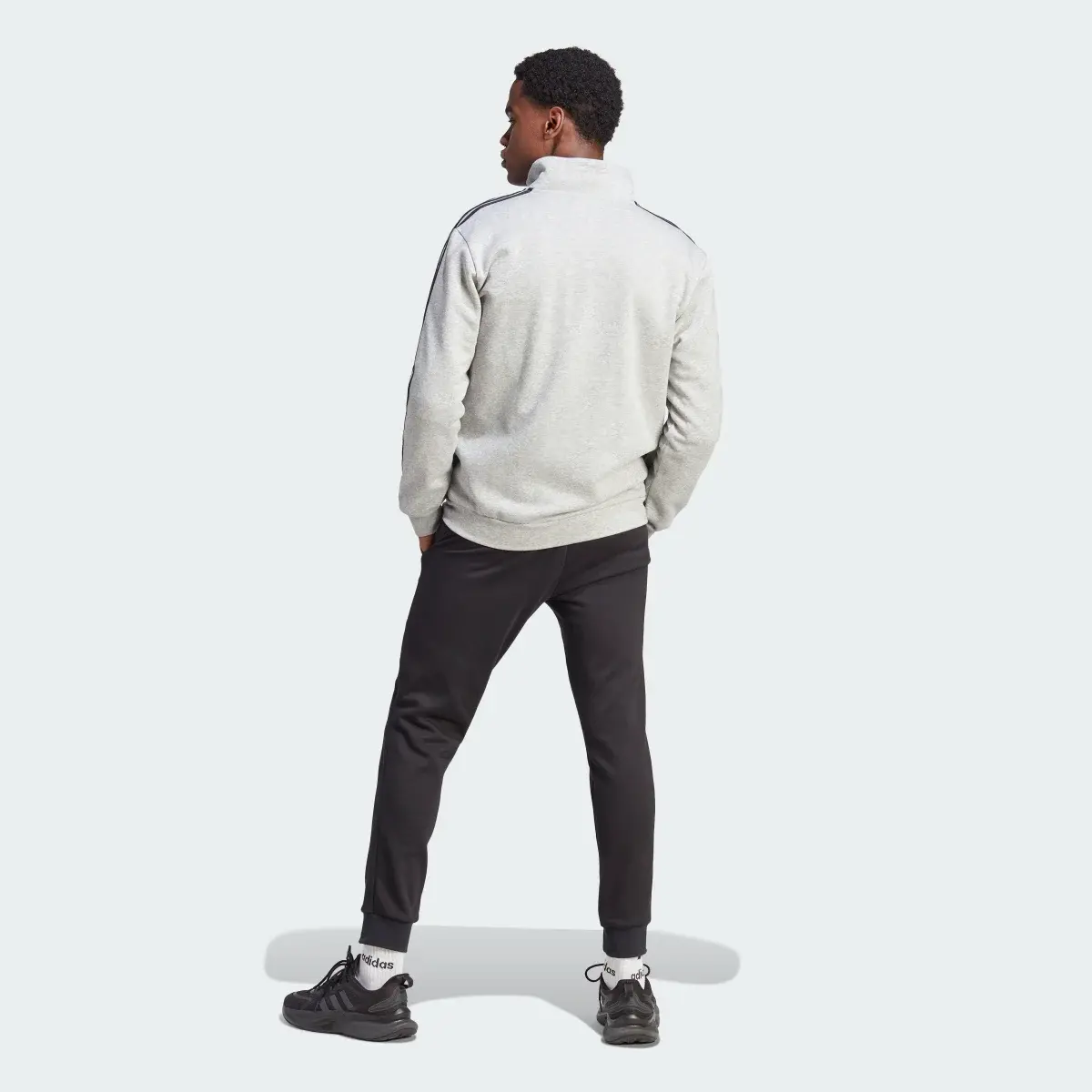 Adidas Dres Basic 3-Stripes Fleece. 3