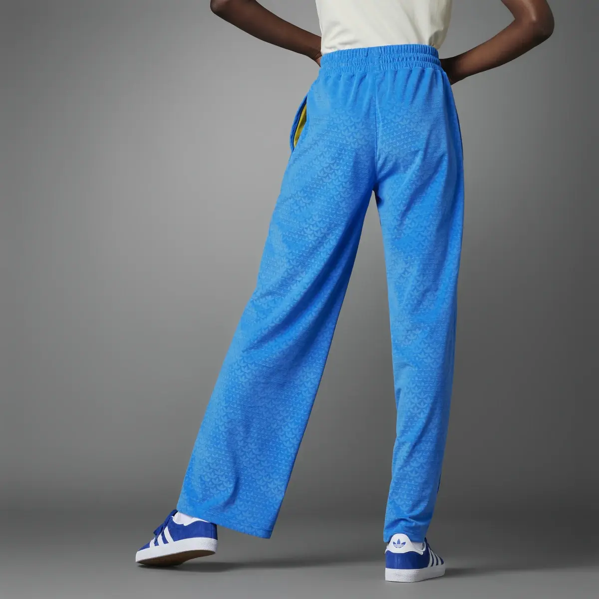 Adidas Pantalon en velours Adicolor Heritage Now. 2