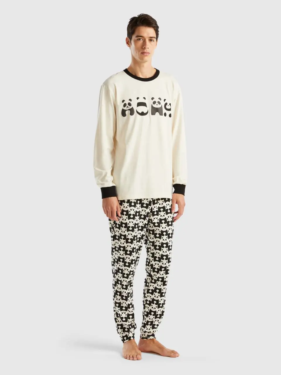 Benetton long pyjamas with panda print. 1