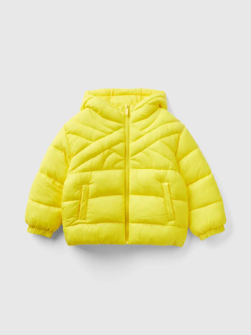 Benetton short padded jacket with recycled wadding. 1