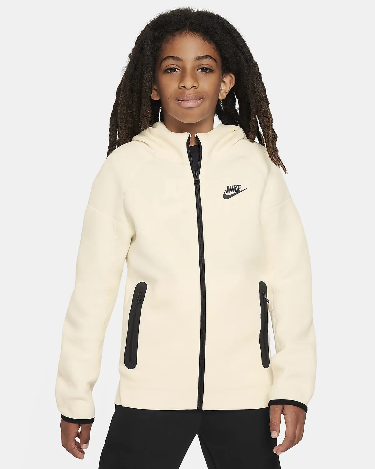 Nike Sportswear Tech Fleece. 1