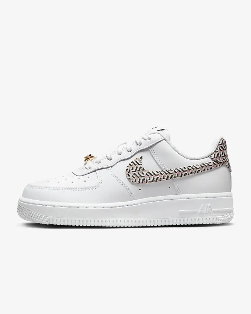 Nike Air Force 1 LX United. 1