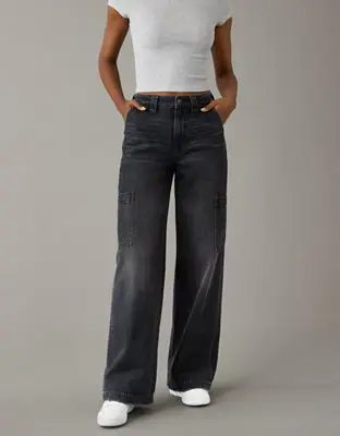 American Eagle Super High-Waisted Baggy Wide-Leg Cargo Jean. 1