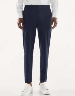 Tapered fit stretch pants