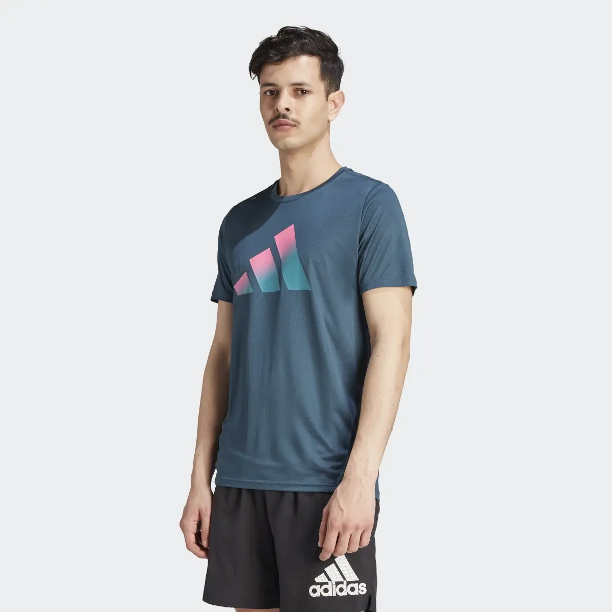 Adidas Camiseta Run Icons 3 Bar Logo. 2