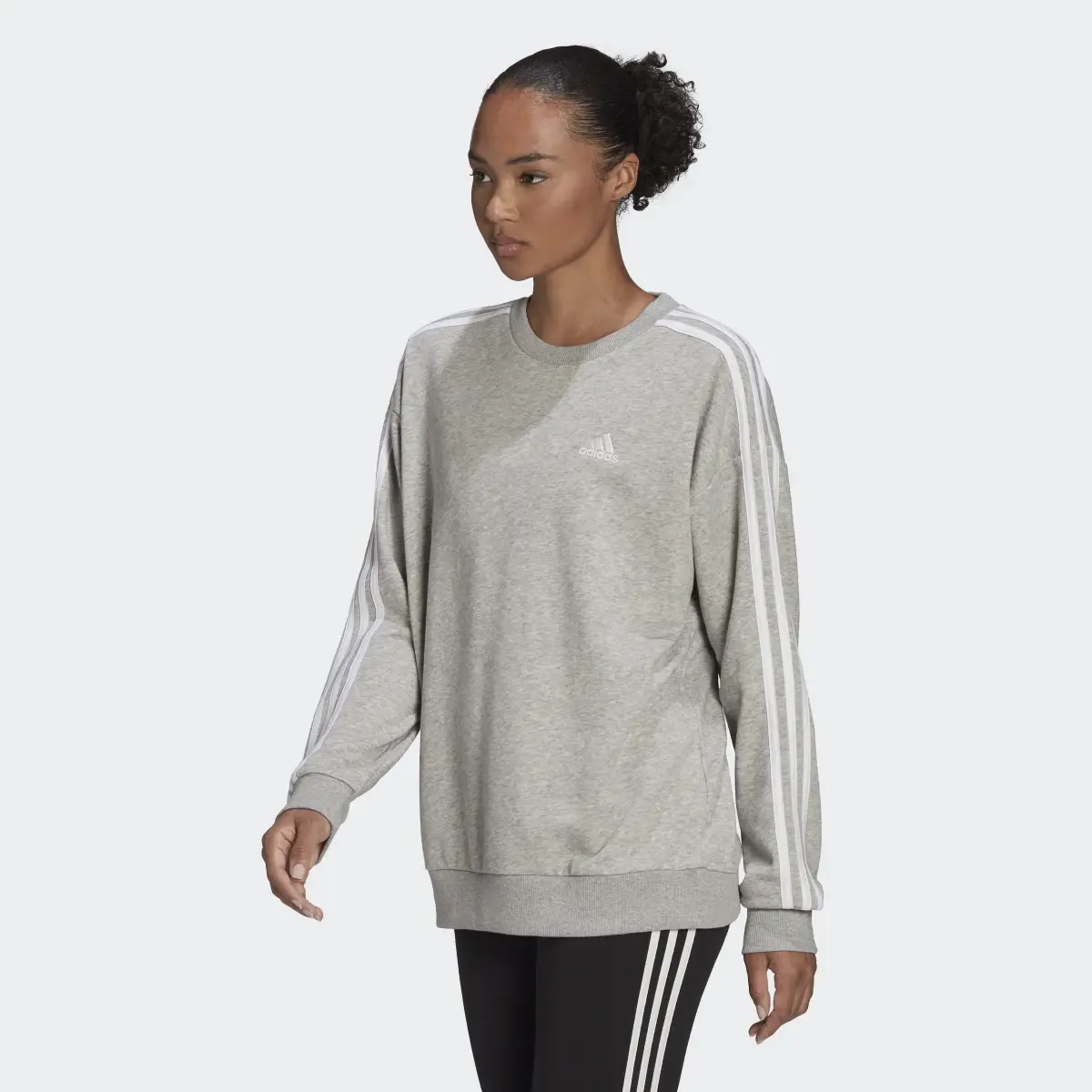 Adidas Essentials Studio Lounge 3-Streifen Sweatshirt. 2