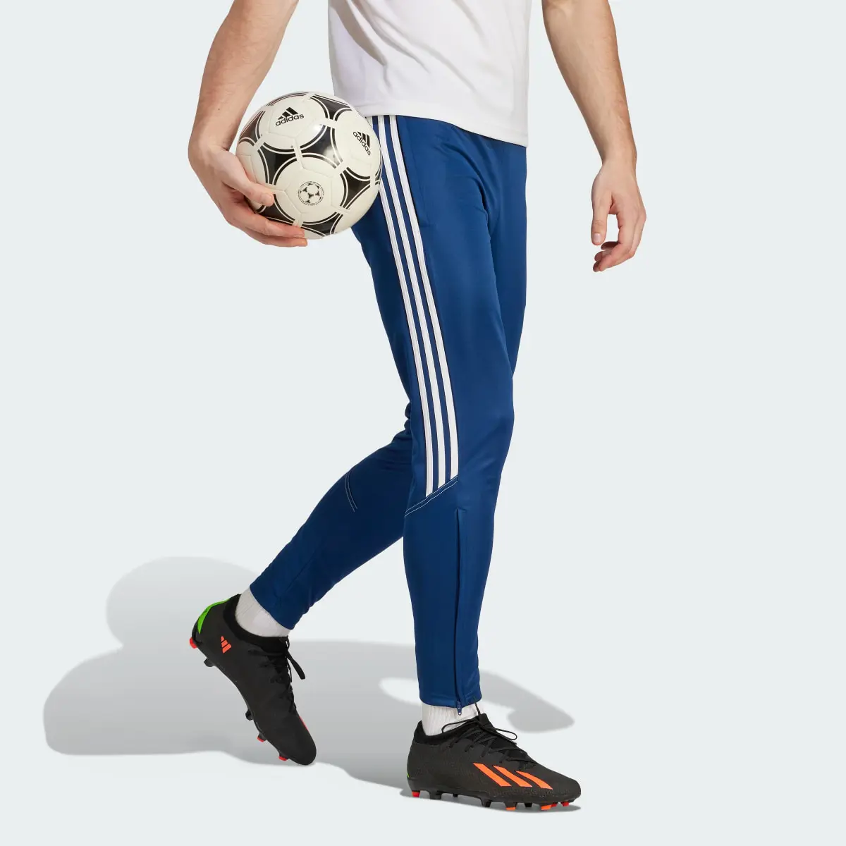 Adidas Tiro 23 Club Training Eşofman Altı. 3