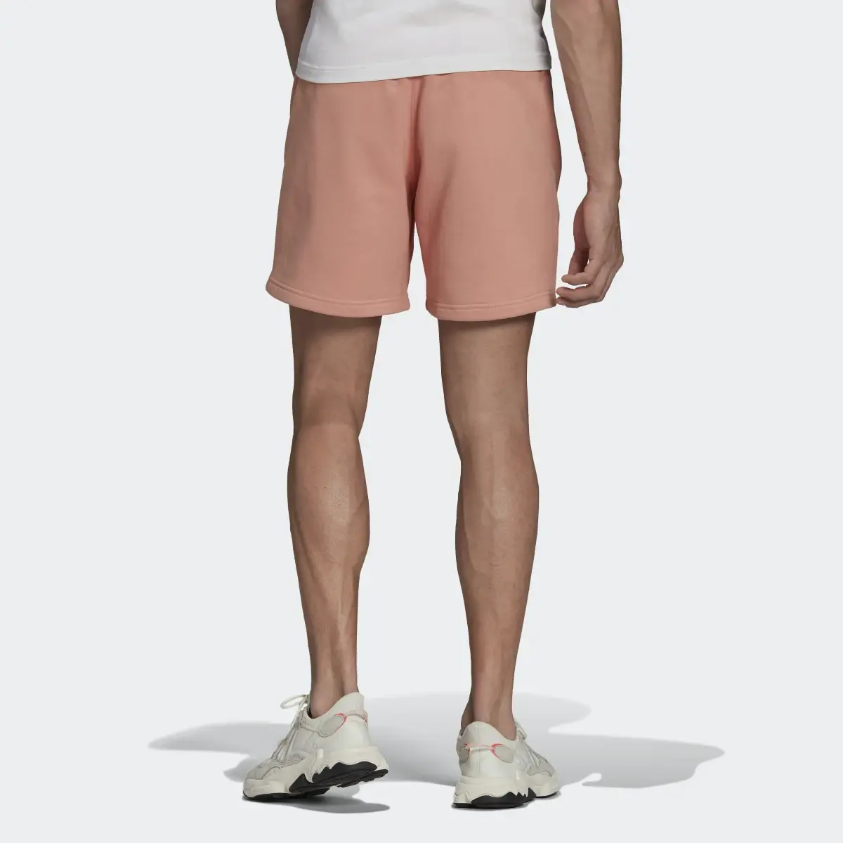 Adidas Adicolor Trefoil Shorts. 2